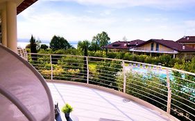 Paradise Luxury Apartments